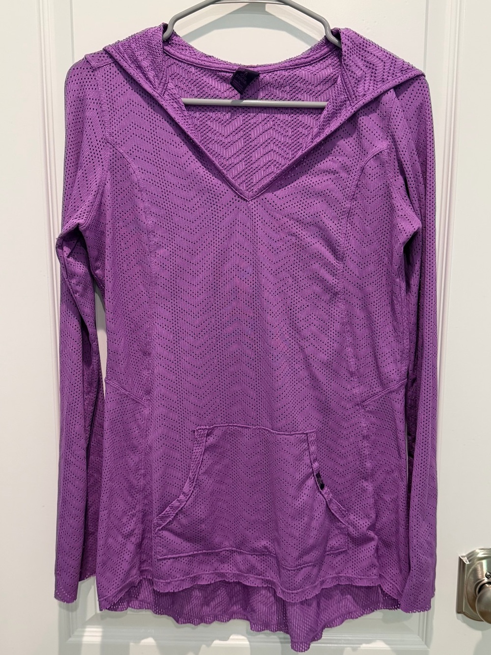pRana Breathe Hoodie Womens L PurplePerforated V-Neck Pocket Long Sleeve Yoga